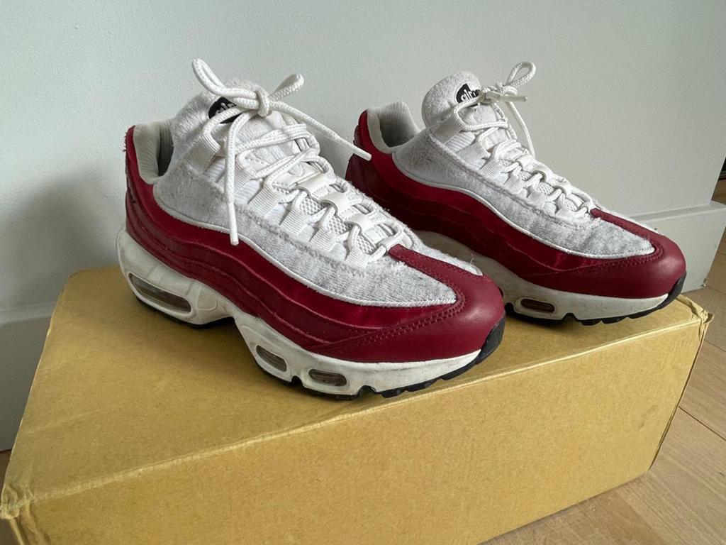 Nike Air Max95 AA1103-606 maat 37.5, Ophalen of Verzenden, Zo goed als nieuw, Wit, Sportschoenen