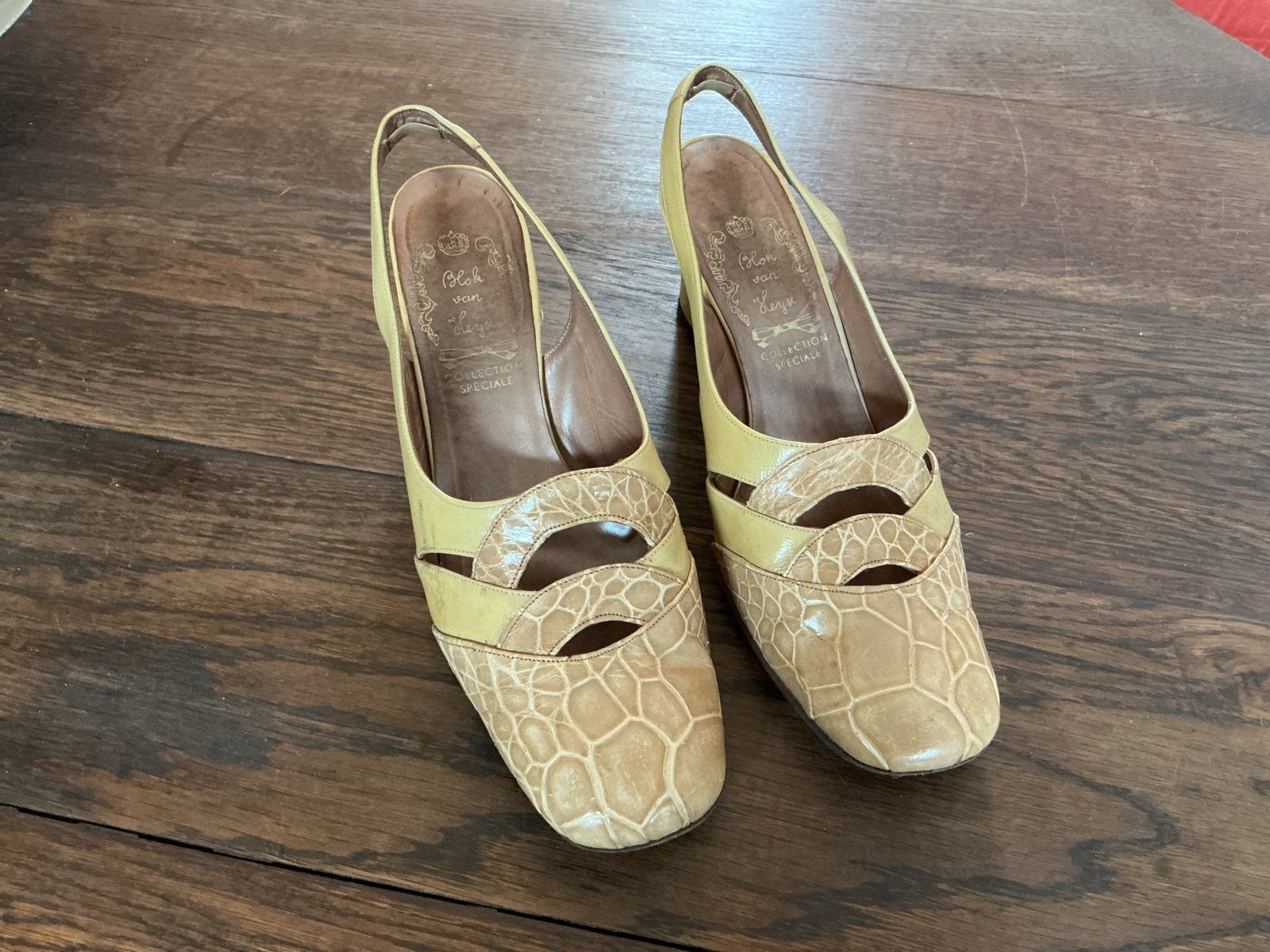 Vintage Blok van Heyst slingback pumps, maat 38, Kleding | Dames, Ophalen of Verzenden, Gedragen, Beige, Pumps
