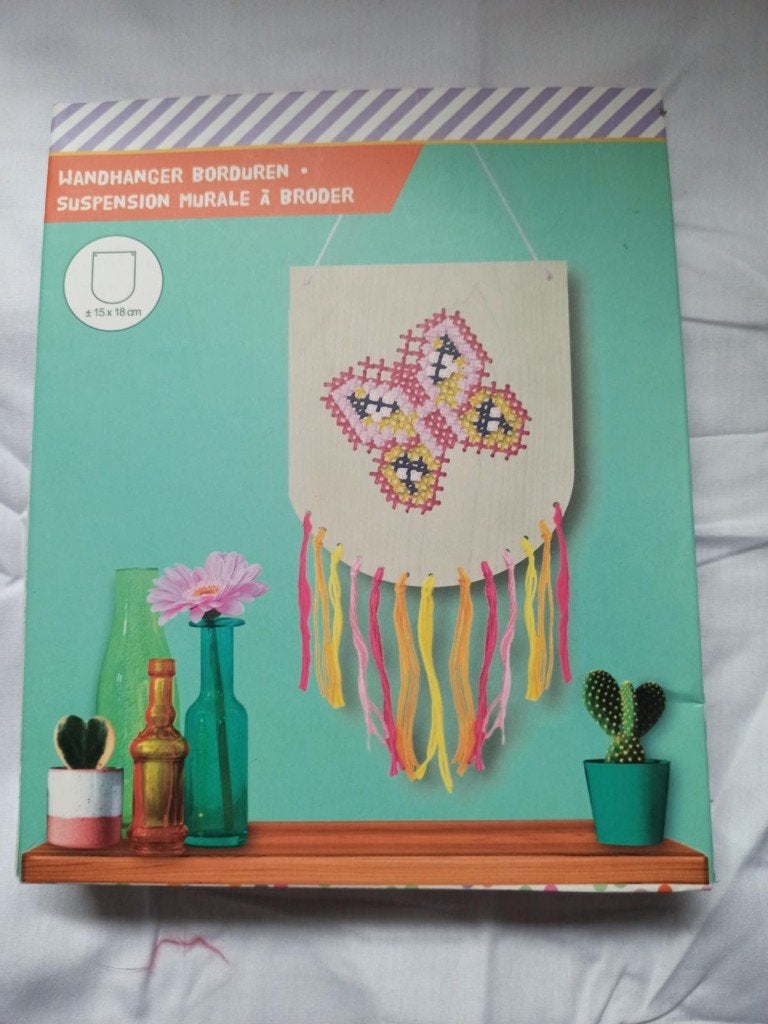 Wandhanger Borduurpakket vlinder, Ophalen of Verzenden, Nieuw, Handborduren, Borduurpakket