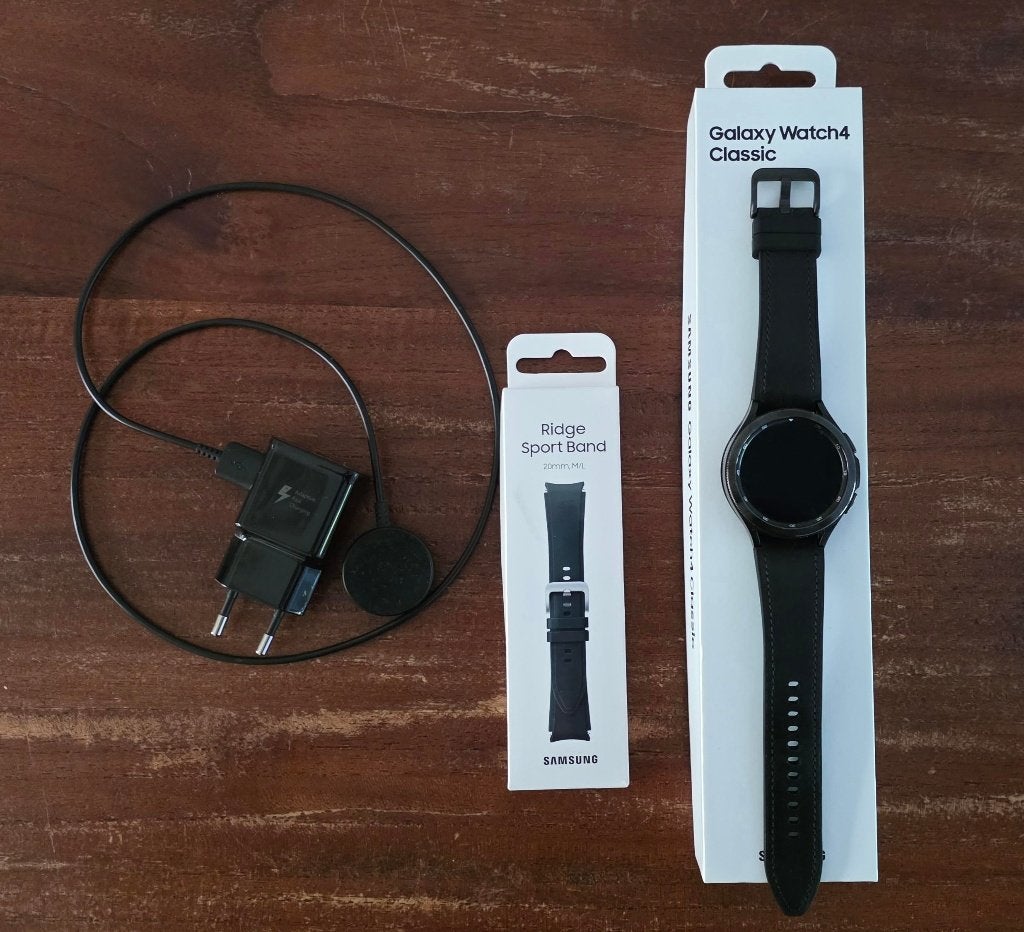 Te koop smartwatch Samsung Galaxy 4 Classic, Sieraden, Tassen en Uiterlijk, Smartwatches, Ophalen, Zwart, Samsung ⌚️, Zo goed als nieuw
