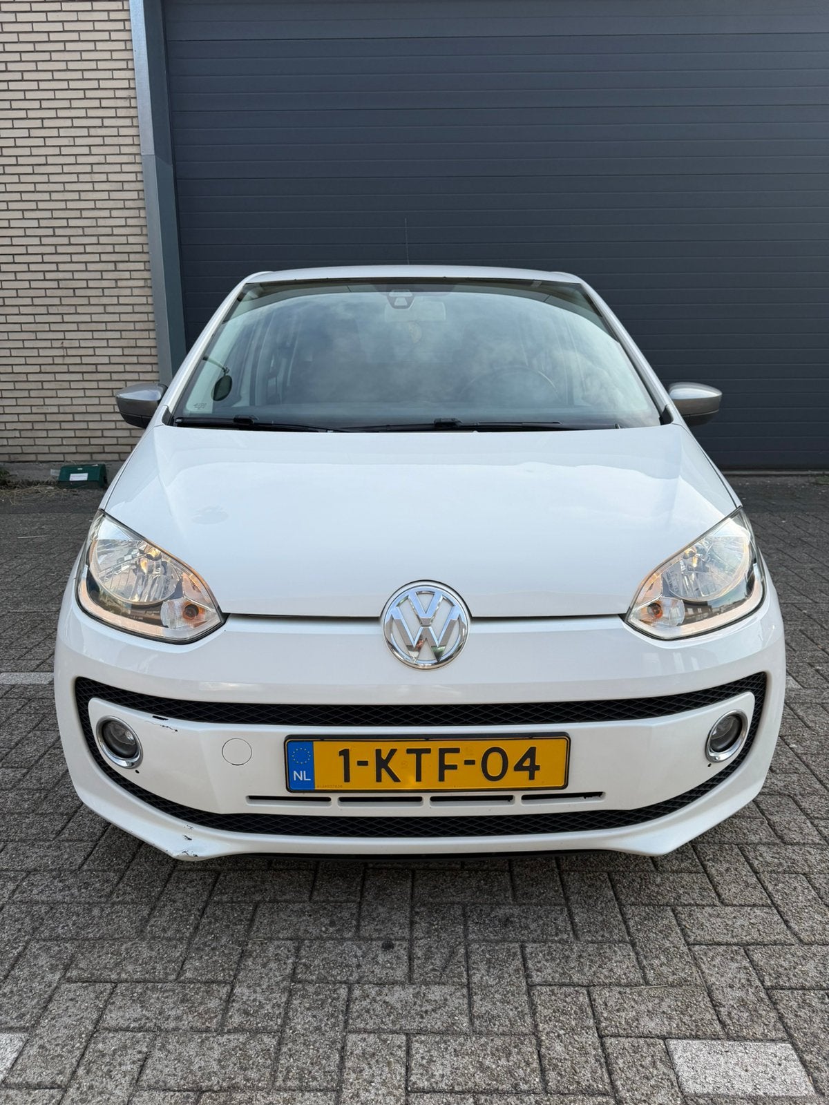 Volkswagen up! Cheer up! 1.0 44KW 2013 Wit 5 Deurs, Voorwielaandrijving, Up!, 840 kg, 4 stoelen