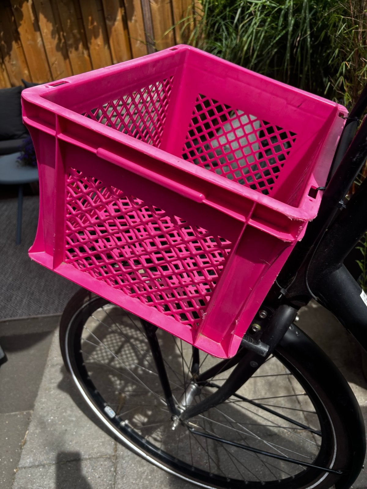 Roze Fietsmand / Fietskrat voor Voorop, Verzenden, Gebruikt