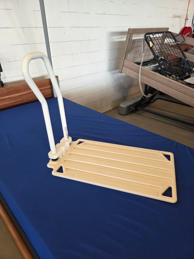 NRS bedrail / bedsteun / bed beugel, Ophalen of Verzenden