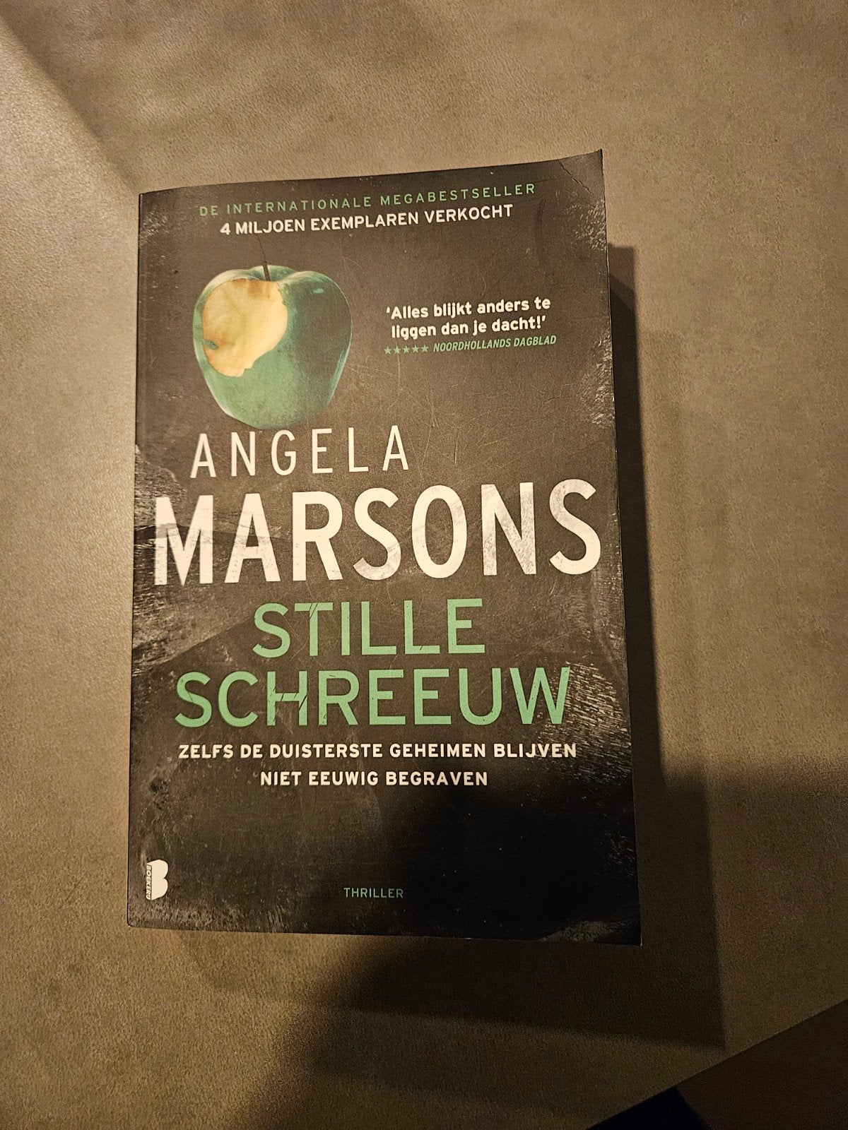 Angela Marsons - Stille schreeuw, Boeken, Ophalen of Verzenden, Zo goed als nieuw, Angela Marsons