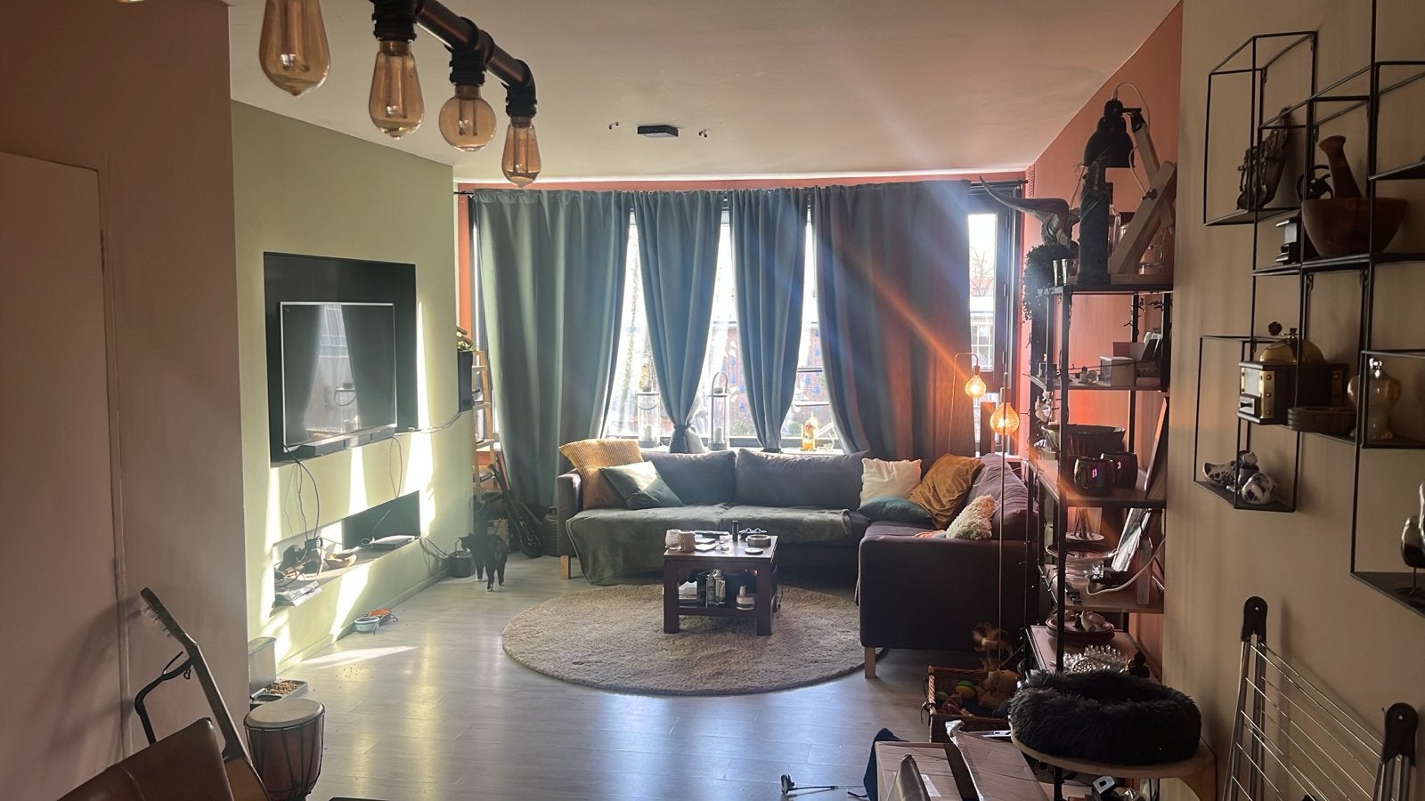 Ruim 3 kamer appertement 1 hoog. 75m2> veel berg ruimte, 78 m², Direct bij eigenaar, Noord-Holland, 3 kamers