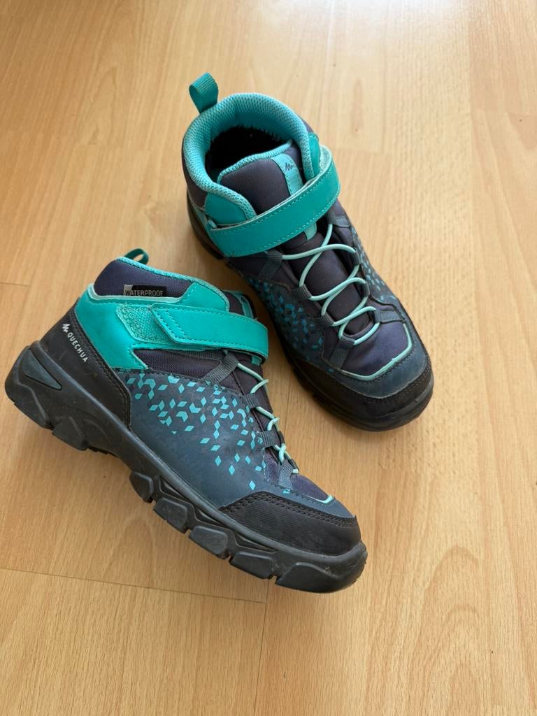 Quechua wandelschoenen maat 34, Meisje, Overige typen, Ophalen of Verzenden, Zo goed als nieuw
