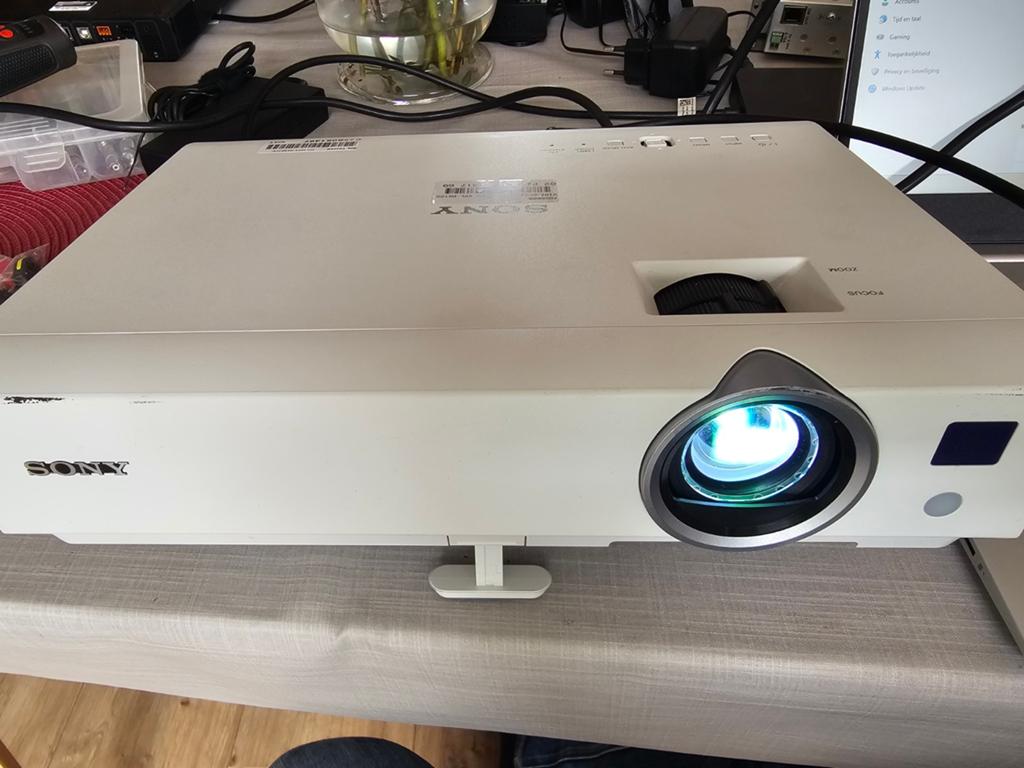 Sony VPL-DX120 LCD Projector - in het groot WK kijken!, Refurbished, Ophalen of Verzenden, LCD, Sony