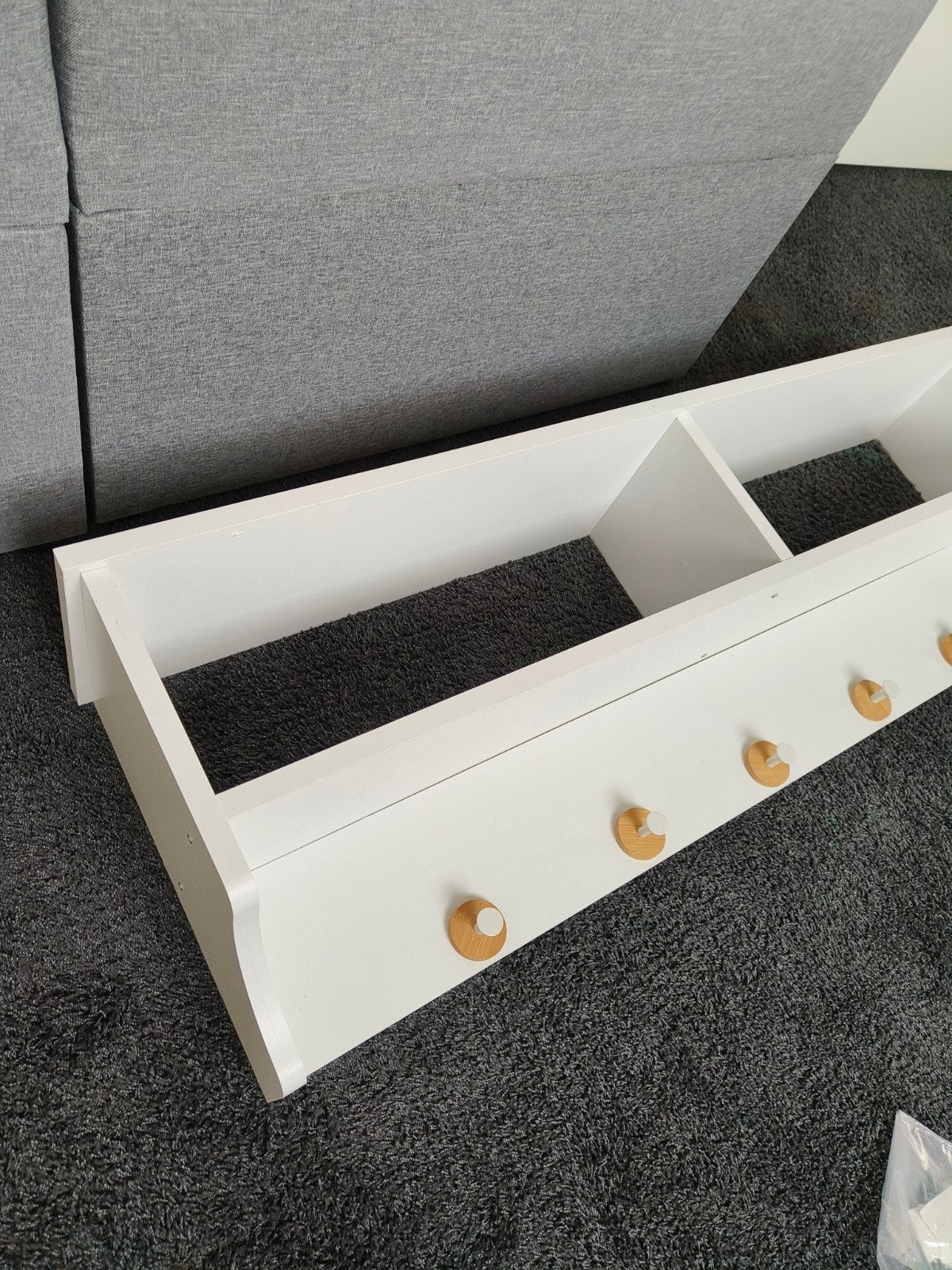 Nieuwe witte wandkapstok met planken en haken, Nieuw, Minder dan 100 cm, Hout, Ophalen