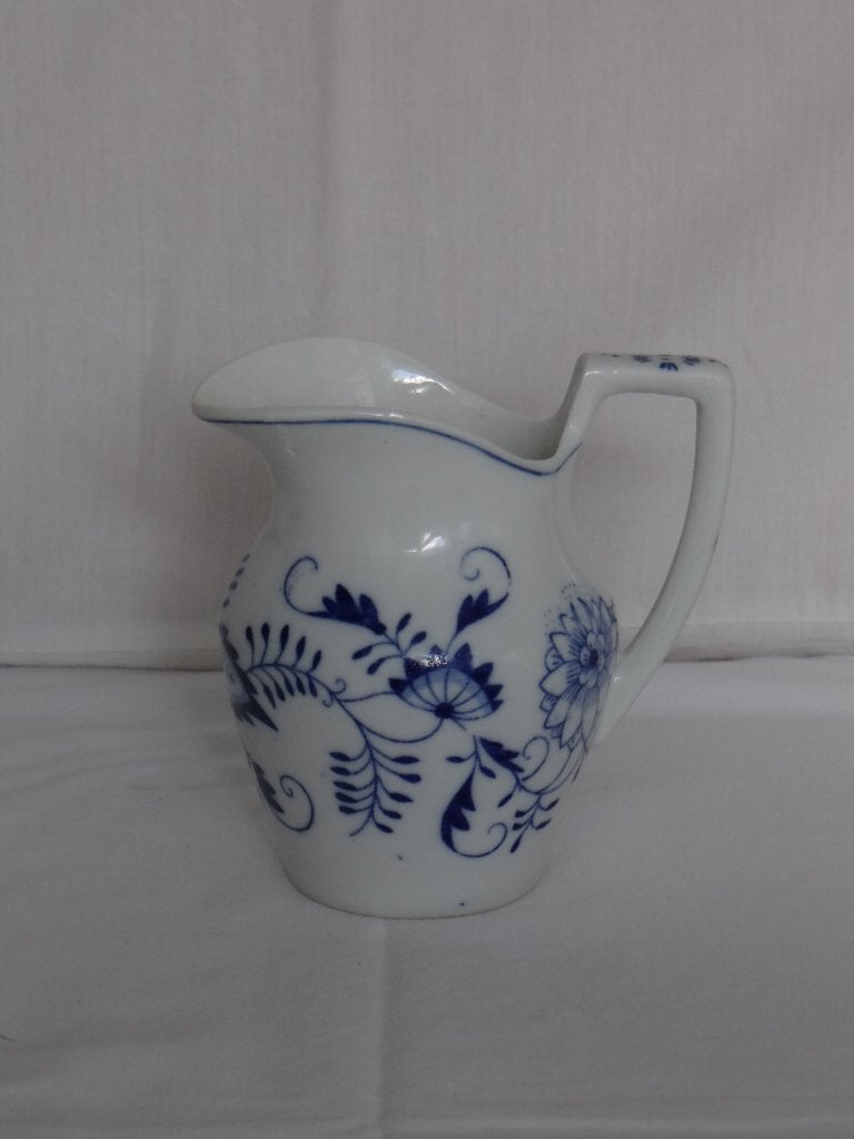 Regout Zwiebelmuster melkkan porselein beschadigd vintage, Verzamelen, Ophalen of Verzenden, Gebruikt, Porselein, Overige typen