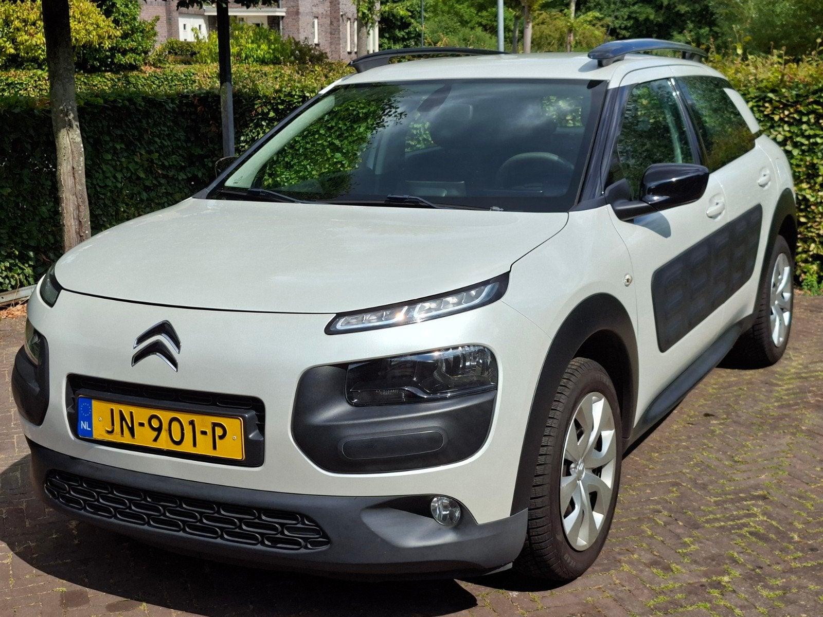 Citroën C4 Cactus 1.2 VTI 82 2016 Wit, Auto's, Citroën, Voorwielaandrijving, 31 €/maand, 1199 cc, Wit