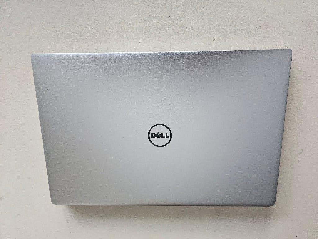 Dell XPS 13 (9343) **DEFECT** plus Dell Docking WD15, 256 GB, 2 tot 3 Ghz, Qwerty, 13 inch
