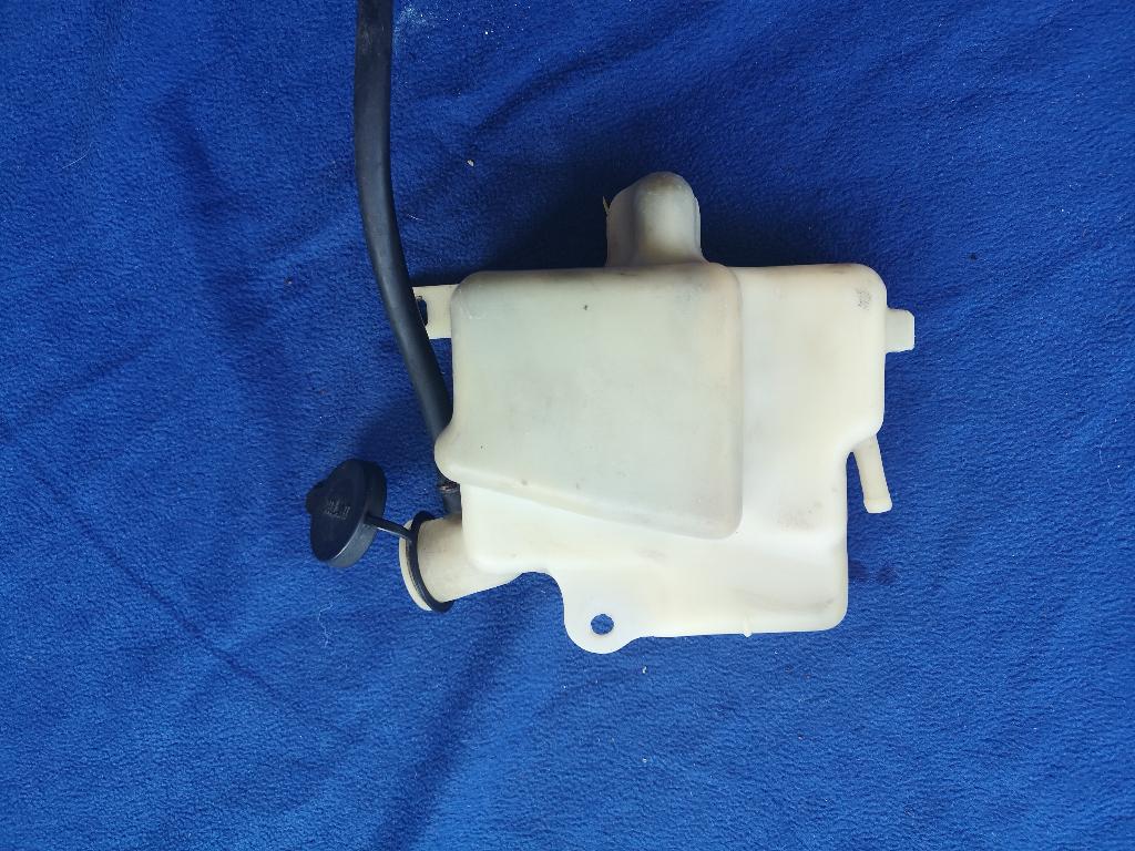 KOELVLOEISTOF RESERVOIR HONDA MAGNA V65 / VF1100 C, Ophalen of Verzenden, Gebruikt