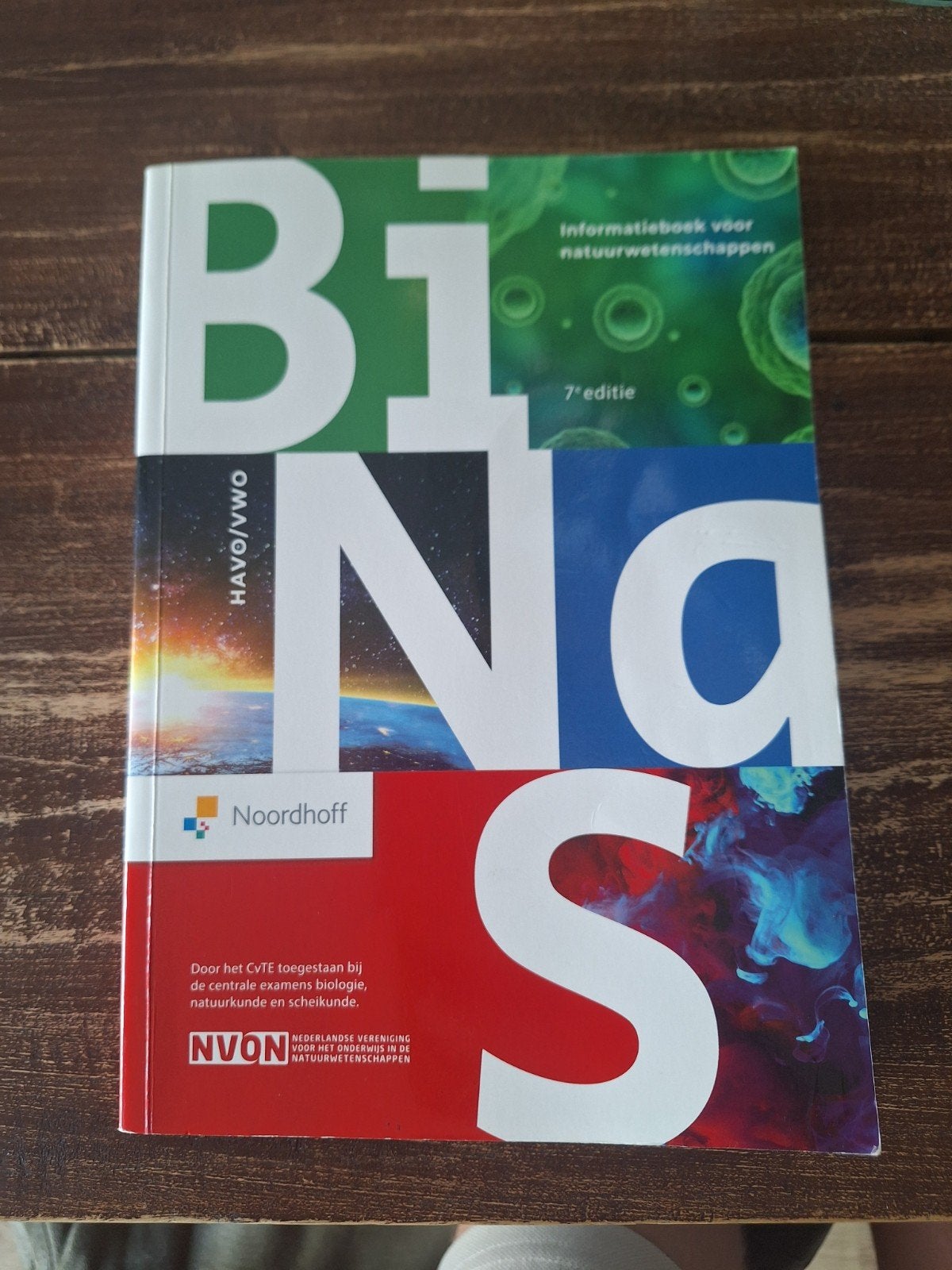 Binas 7e editie HAVO/VWO Informatieboek natuurwetenschappen, Gelezen, Overige vakken, Noordhoff, HAVO