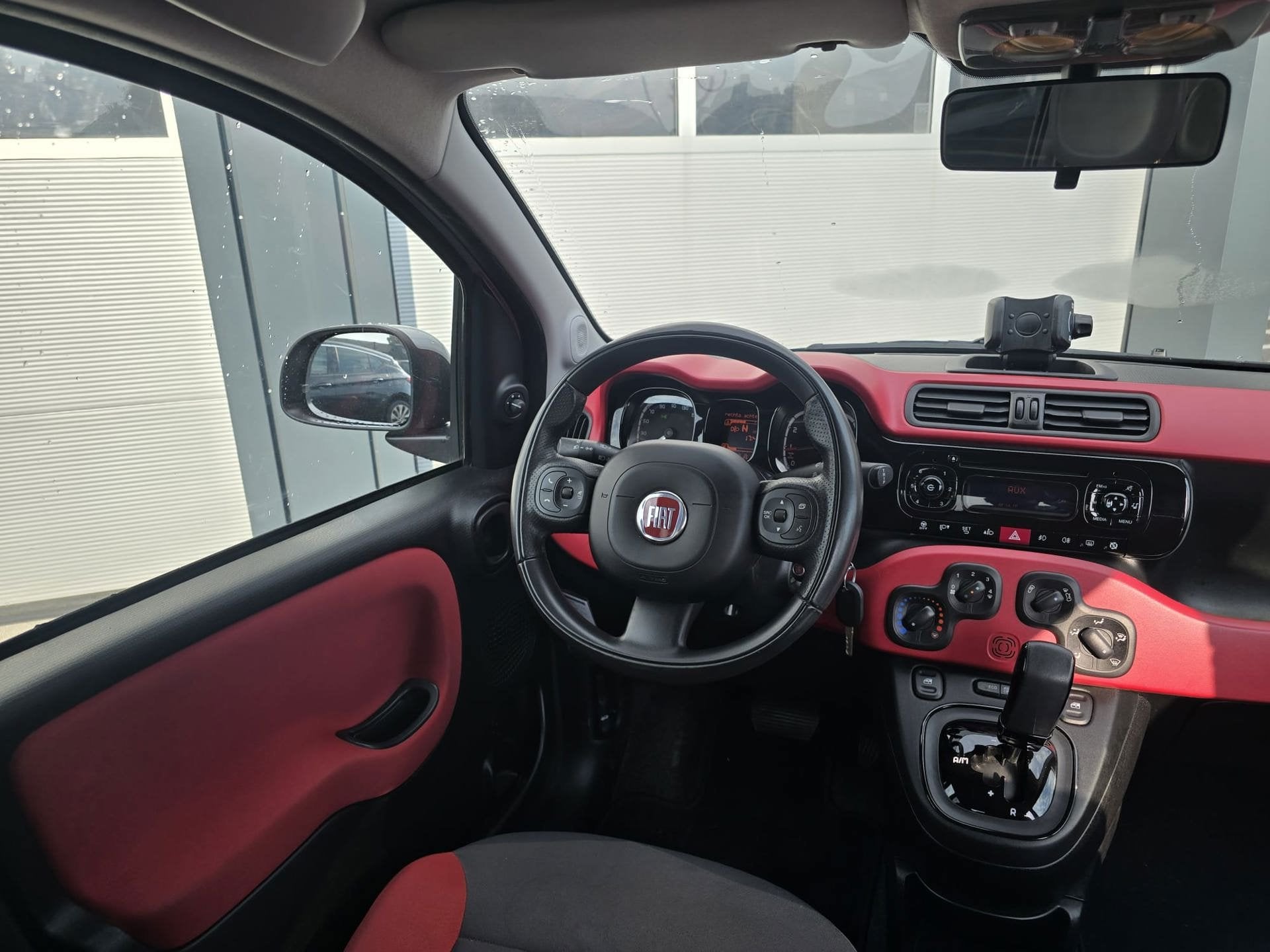 Fiat Panda 0.9 TwinAir Lounge Automaat Airco Parkeersensor, Euro 6, Panda, Origineel Nederlands, Bedrijf
