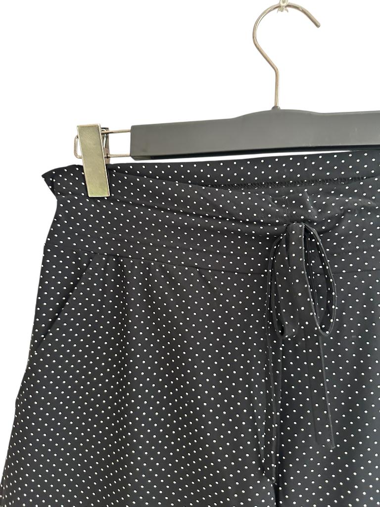 Studio Anneloes korte broek M, Kleding | Dames, Maat 38/40 (M), Kort, Zwart, Ophalen of Verzenden
