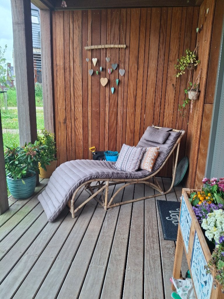Ligstoel met kussen, Ophalen, Gebruikt, Hout