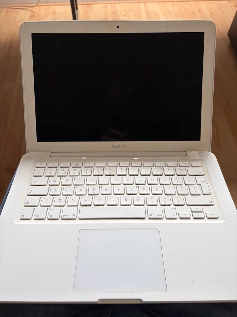 MacBook 13" mid 2010, Computers en Software, Apple Macbooks, Gebruikt, Qwerty, 13 inch, 128 GB of minder