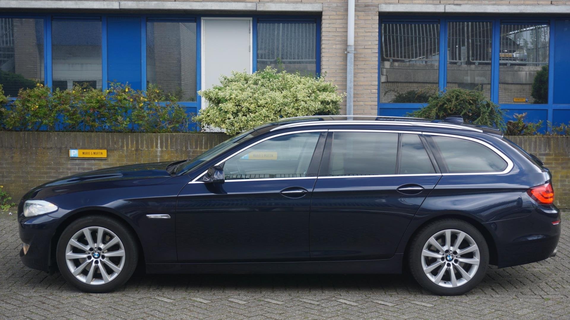 BMW 5-serie Touring 530d High Executive Automaat, Auto's, BMW, Automaat, 1780 kg, Achterwielaandrijving, Gebruikt