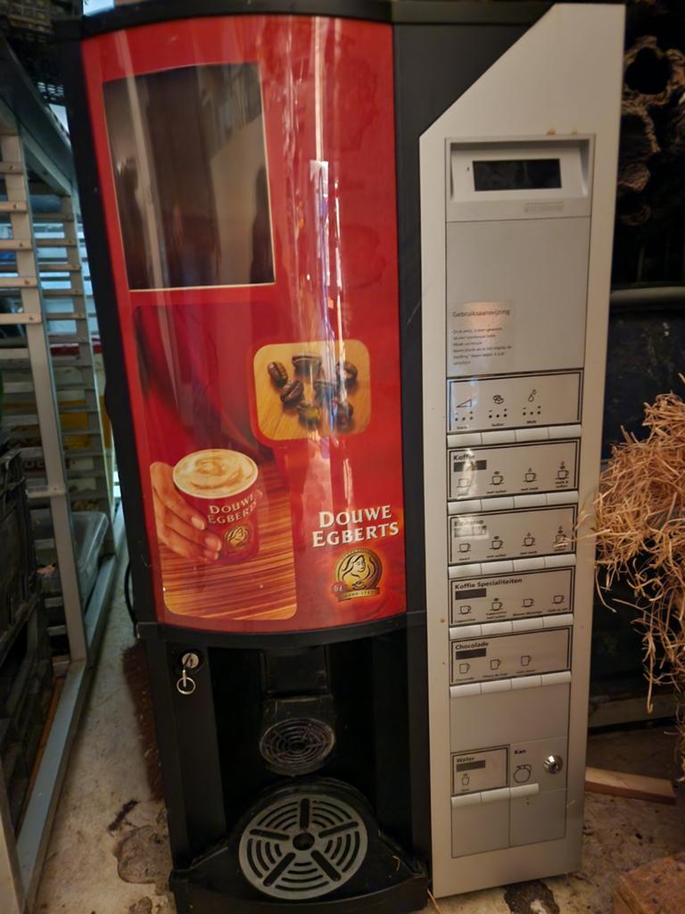 Douwe Egberts Gallery 210 Freshbrew, 10 kopjes of meer, Ophalen of Verzenden, Koffiemachine