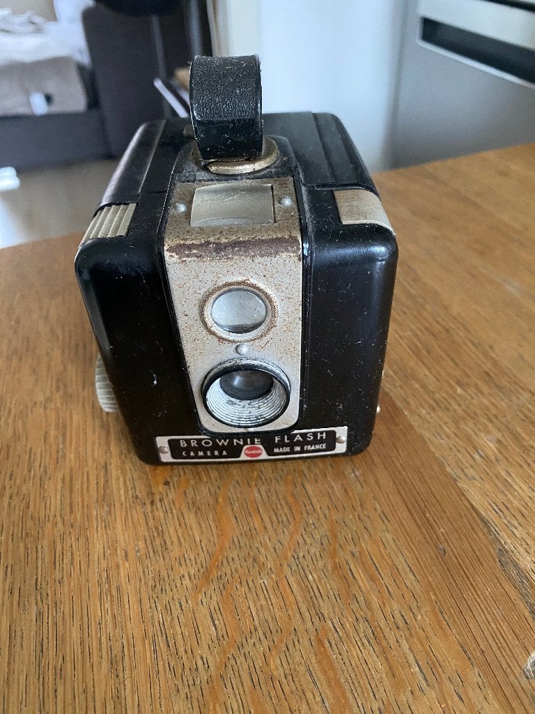 Kodak fotocamera / fototoestel zwart bakeliet Brownie Flas, Ophalen of Verzenden, Gebruikt, Compact, Kodak