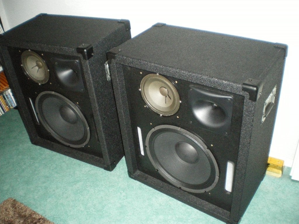 set peavey es - 315 thuis gebruikt ??, Party speaker, Zo goed als nieuw, Basreflex, Ophalen