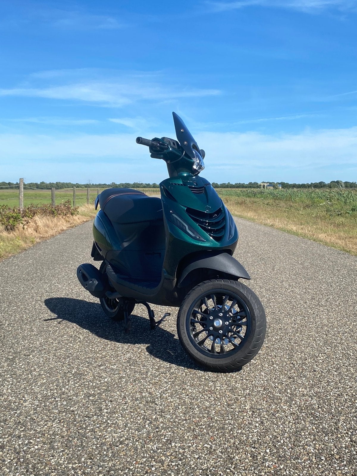Piaggio Zip Iget E5 | Jaguar groen | Led | Sp voorvork, Fietsen en Brommers, Scooters | Piaggio, Ophalen, Maximaal 45 km/u, Zip
