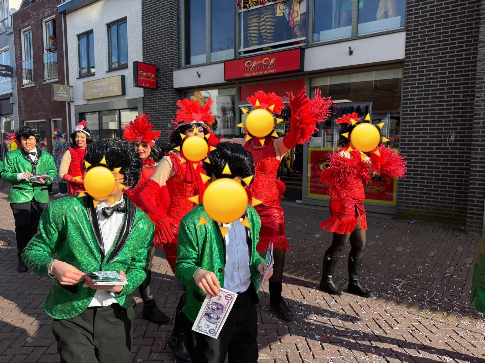 Carnavalsgroep optochtkleding LAS VEGAS, Carnaval, Zo goed als nieuw, Kleding, Ophalen