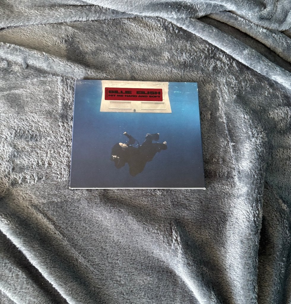 Billie Eilish CD - Hit Me Hard and Soft, Digipak, Zo goed als nieuw, Album, Verzenden
