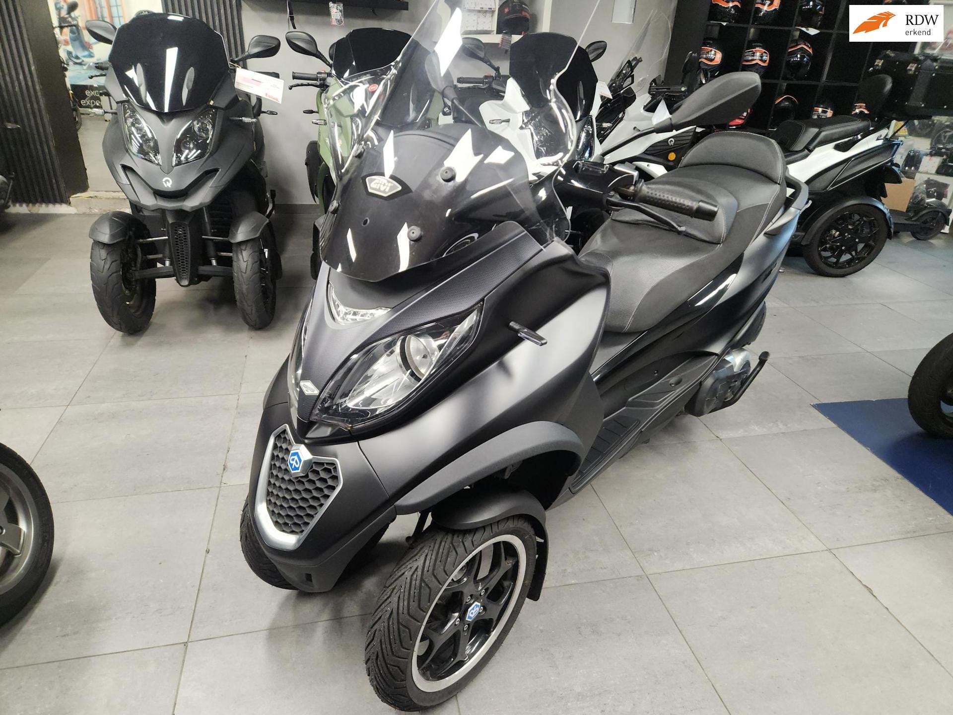 Piaggio MP3 500 ABS ASR SPORT 2015 RIJKLAAR, Motoren, Bedrijf, Gebruikt, Overig