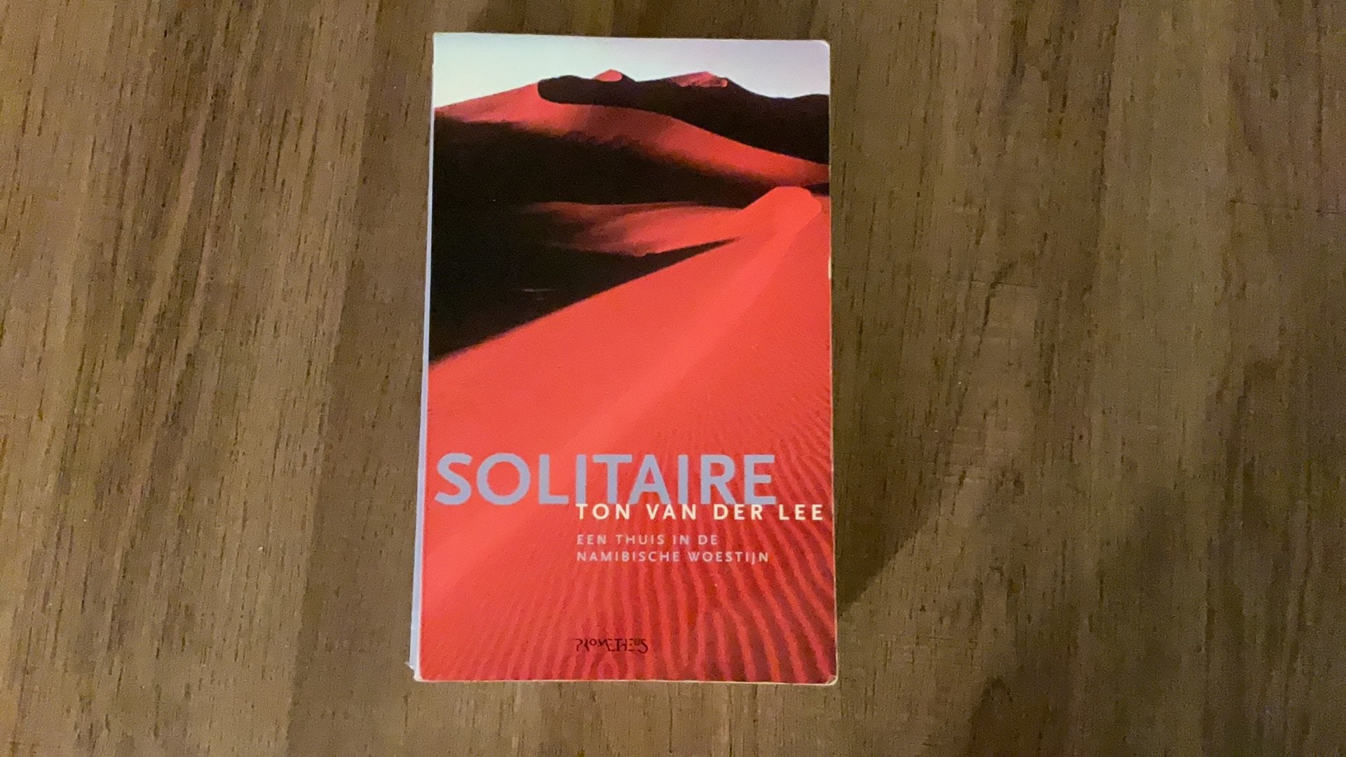 Solitaire van Ton van der Lee, Ophalen of Verzenden, Gelezen, Afrika