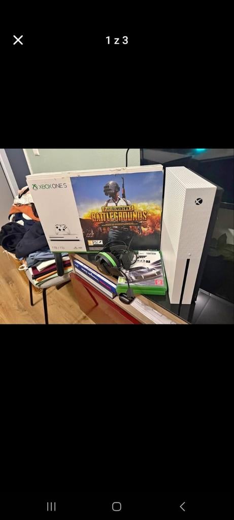 Xbox One s met tv 32 ambilight android tv god, Xbox One S, Ophalen of Verzenden, Met 1 controller, Gebruikt