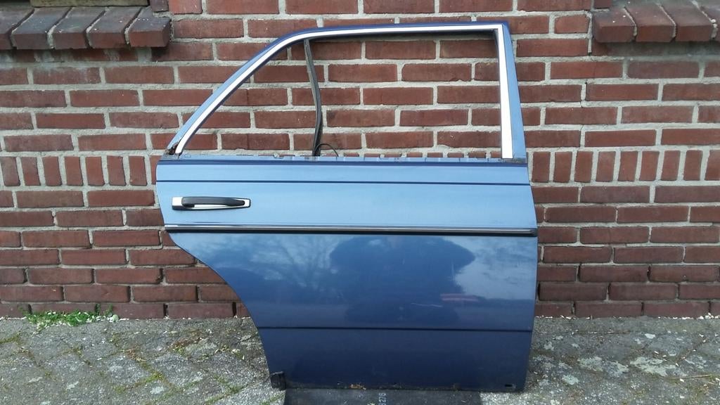 Mercedes benz deur w123 type rechts achter oldtimer, Auto-onderdelen, Carrosserie en Plaatwerk, Ophalen, Gebruikt, Deur, Mercedes-Benz