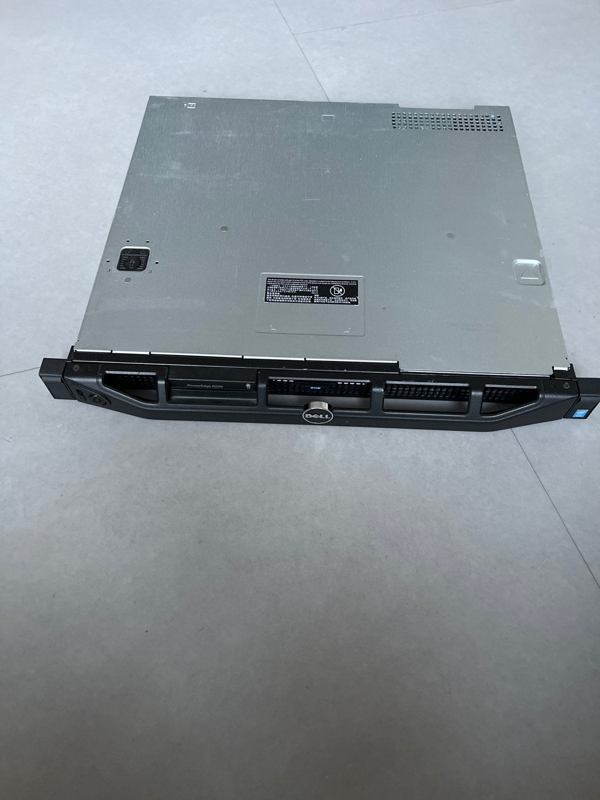 Dell PowerEdge R220 Server - Zonder harde schijf, Ophalen of Verzenden, Gebruikt, Onbekend