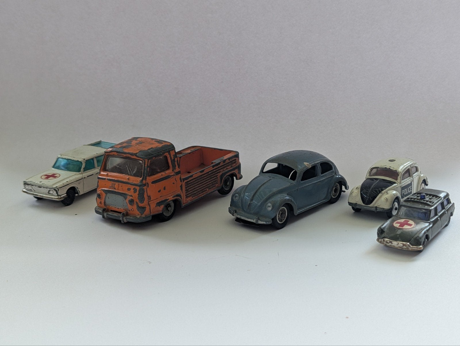 Dinky Toys & Husky Models - Diverse Vintage Speelgoedauto's, Antiek en Kunst, Ophalen of Verzenden