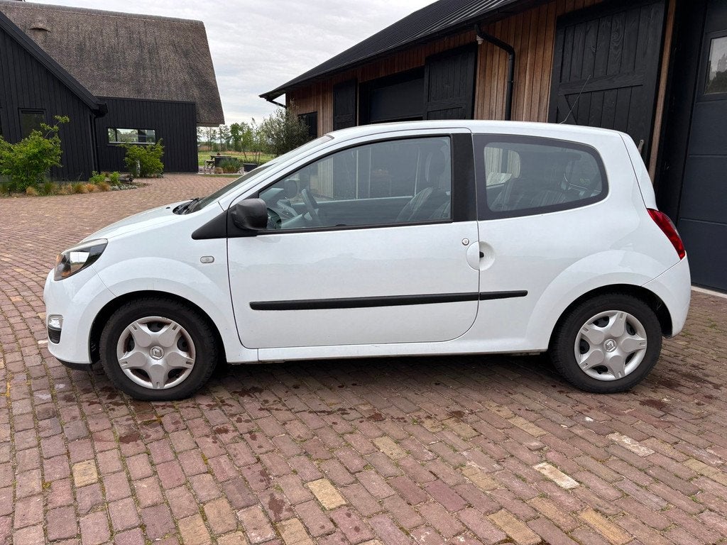 Renault Twingo 1.2 16V Collection, Gebruikt, 4 cilinders, 4 stoelen, Wit