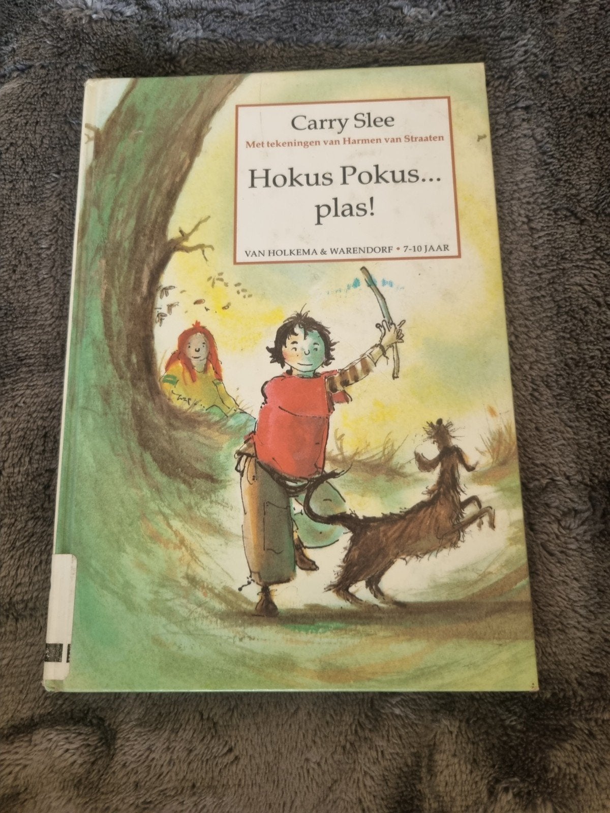 Hokus Pokus... plas! - Carry Slee, Ophalen of Verzenden, Gelezen