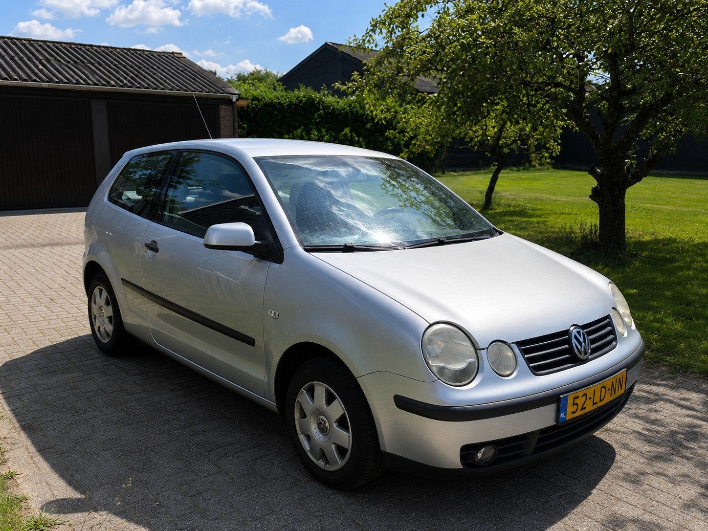 Volkswagen Polo 1.4 55KW 2002 Grijs, Auto's, Voorwielaandrijving, 74 pk, Zwart, 4 cilinders