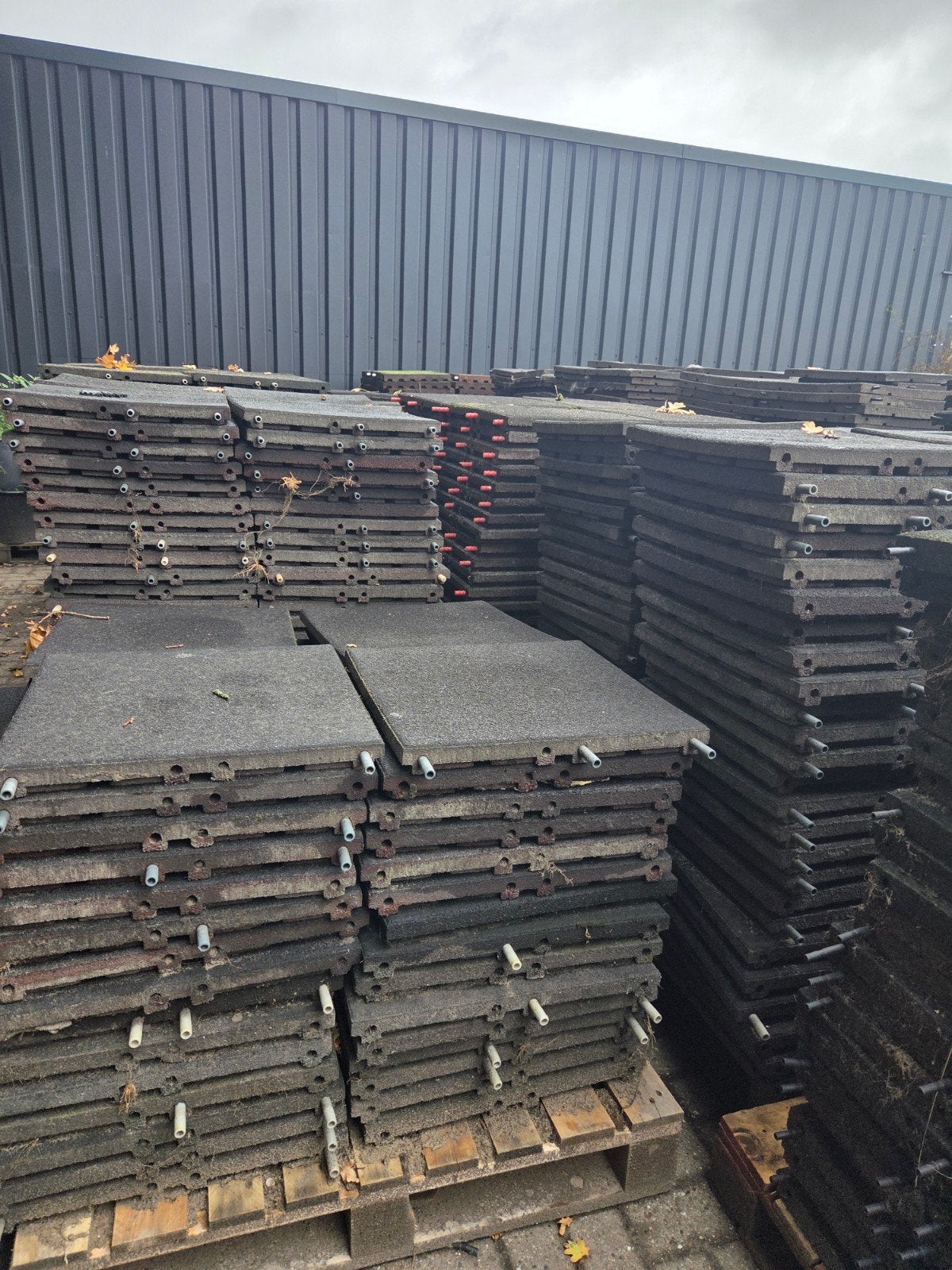Rubberen tegels / Stalmatten 50x50x4,5 cm - Grote voorraad, Dieren en Toebehoren, ., ., ., Opfok