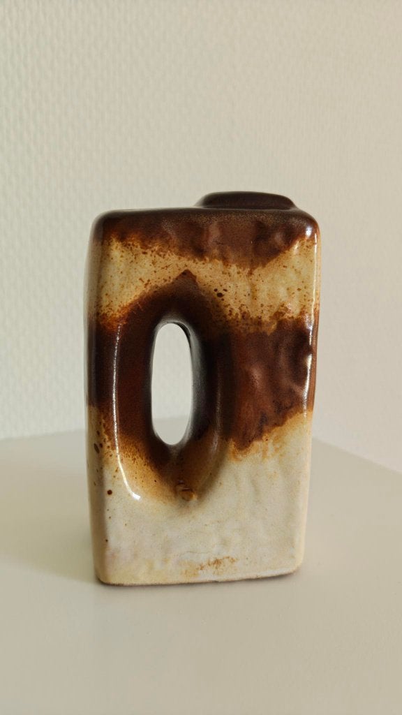 Uebelacker Fat Lava gatenvaasje vormnummer 1442/11, Ophalen of Verzenden