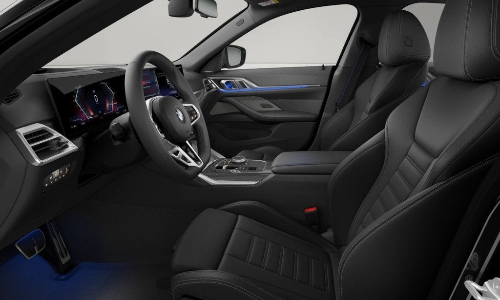 BMW i4 xDrive40 M-Sport Pro - Dak - Memory - Trekhaak - Driv, Auto's, BMW, Gebruikt, Zwart, Leder, 1600 kg