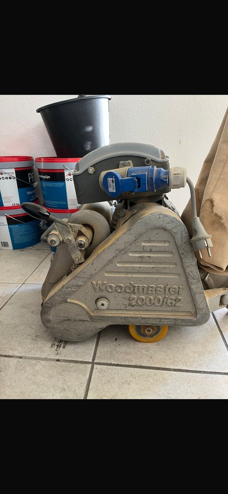 Woodmaster 2000/62 parketschuurmachine en Lägler Randmeister, Ophalen, 1200 watt of meer, Bandschuurmachine