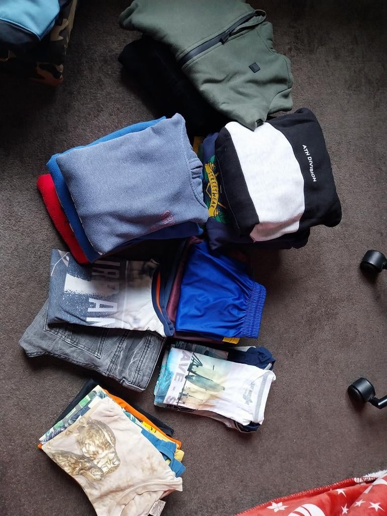 Kleding pakket 134, Kinderen en Baby's, Kinderkleding | Maat 134, Ophalen of Verzenden, Gebruikt, Jongen