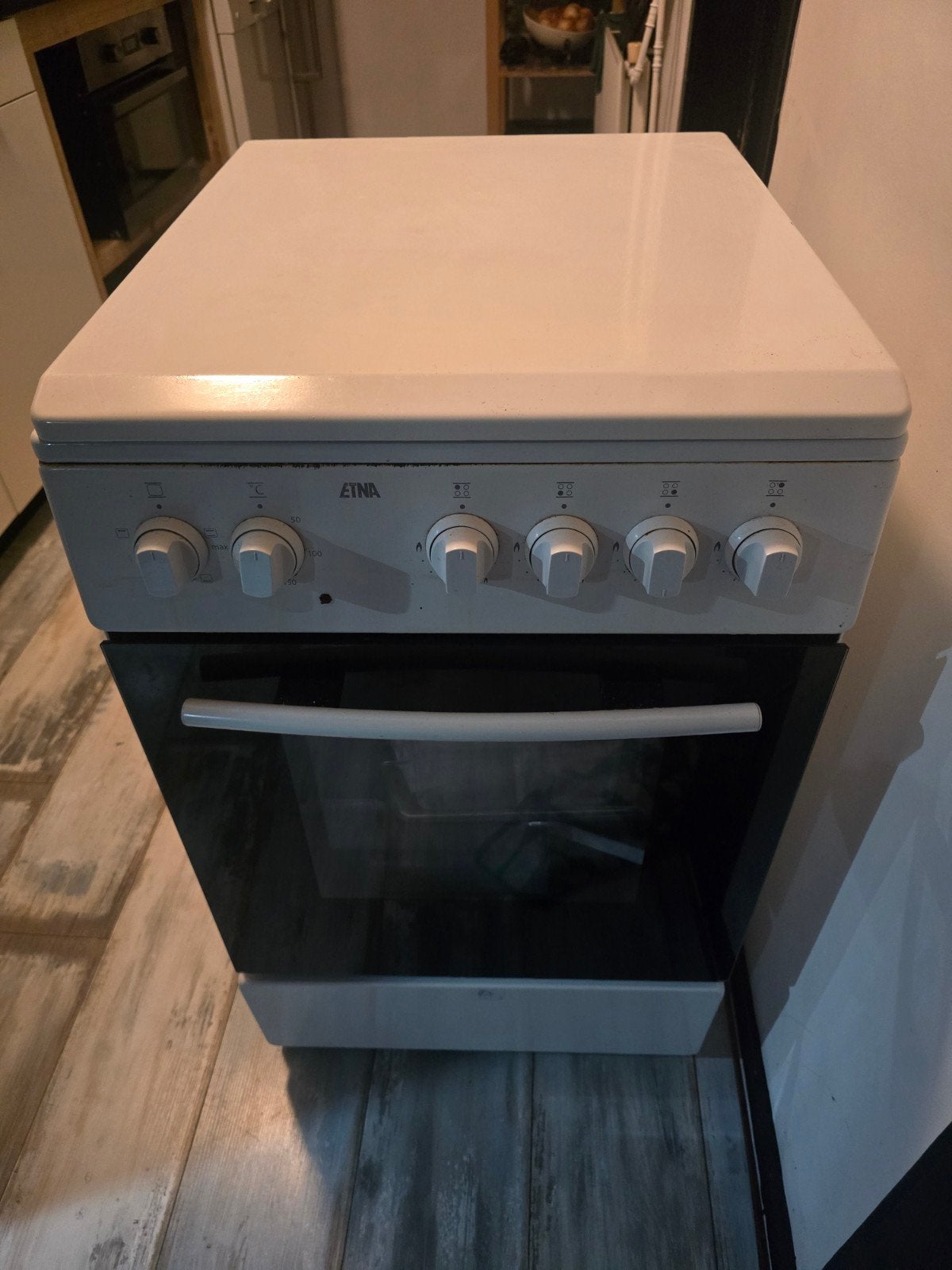 Etna gasfornuis met oven, Witgoed en Apparatuur, Fornuizen, Ophalen, Gebruikt, 4 kookzones, Gas