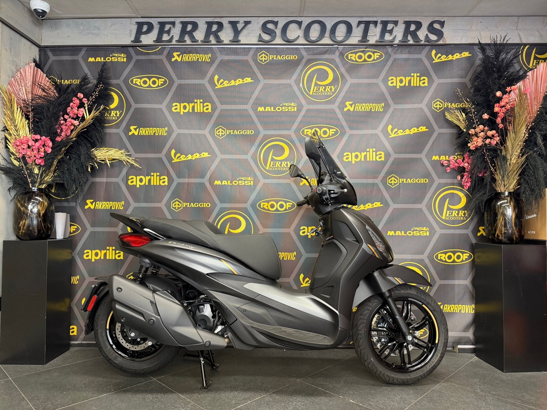 Piaggio BEVERLY SE 400 2026 E5+ SPECIAL EDITION 25TH ANNIVER, Motoren, Scooter, Vespa, Viale Rinaldo Piaggio
56025  Pontedera, NL