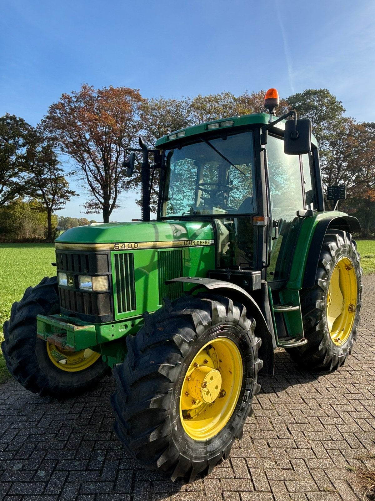 Johndeere 6400 trekker tracktor, Zakelijke goederen, 80 tot 120 Pk, Gebruikt, 7500 tot 10000, Ophalen