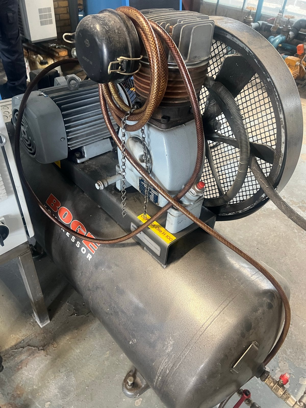 Compressor met lekke tank - motor werkt perfect, Ophalen, Gebruikt