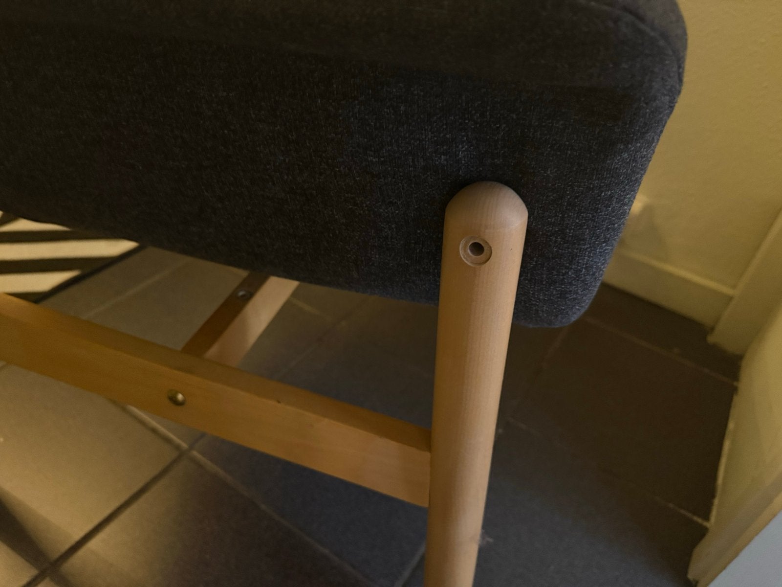 Ikea fauteuil in goede staat (schroeven ontbreken), Ophalen, Gebruikt, 75 tot 100 cm, 50 tot 75 cm