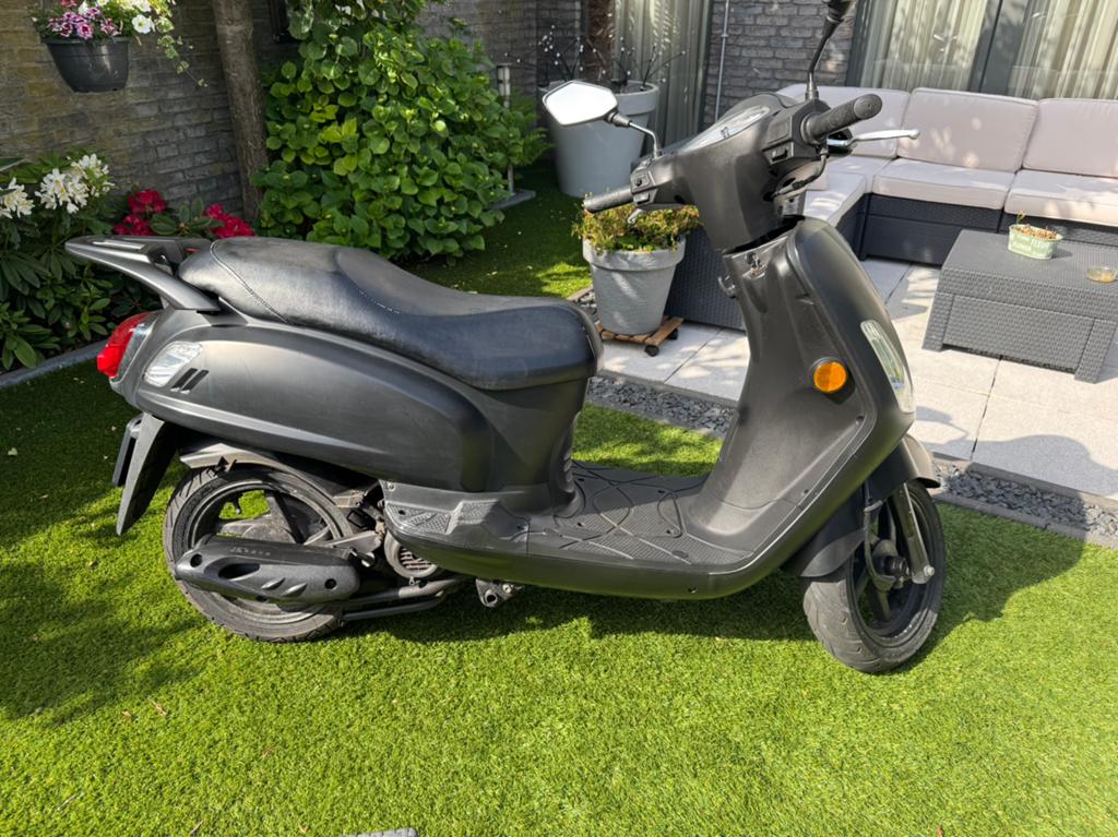 Sym fiddle 2 euro 4 uit 2020, zwart, snor, beurt, zie tekst, Ophalen, Gebruikt, Benzine, Fiddle