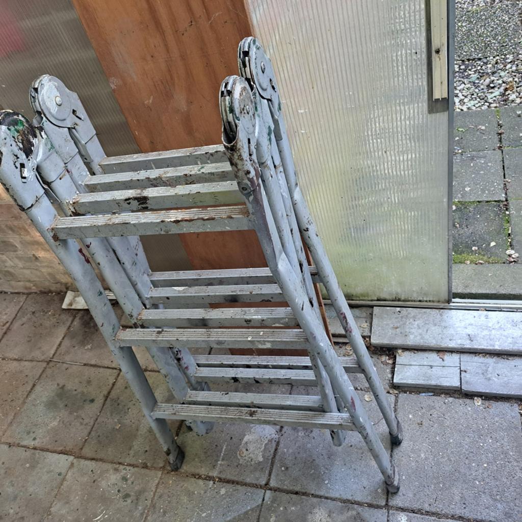 Vouwladder euro 40., Doe-het-zelf en Verbouw, Ladders en Trappen, Ophalen of Verzenden, 2 tot 4 meter