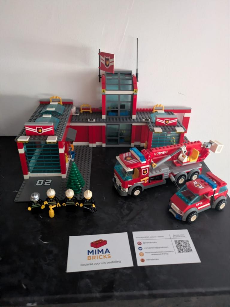 Lego City Brandweerkazerne 7945 Complete Set, Lego, Aastvej 1, 7190 Billund, Denmark, Ophalen of Verzenden, Privacy.officer@lego.com